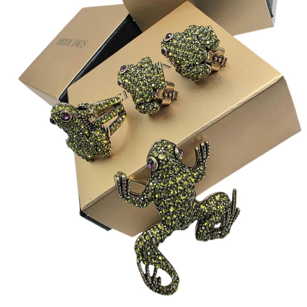 Heidi Daus "Kissing Frogs" Crystal Frog Pin, Button Earrings, & Ring SZ 6 Set